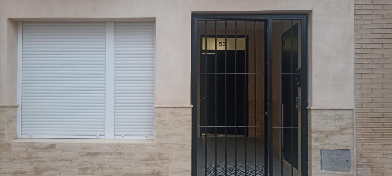 Alojamiento Casa De Pueblo Caudete Luaran gambar